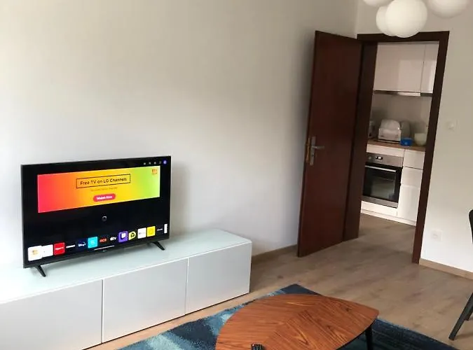 Joli Dans Maison Remise A Neuf *